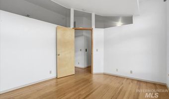 2488 E E Tiger Lily Dr, Boise, ID 83716