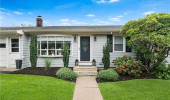 1392 Hope Rd, Cranston, RI 02831
