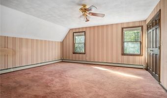 5 Lincoln Dr, North Smithfield, RI 02896