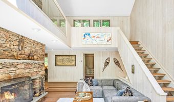 382 Catskill Dr, Andes, NY 13731