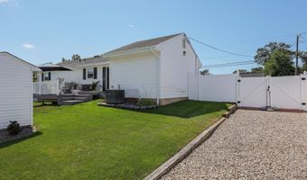 28 Birch St, Beachwood, NJ 08722