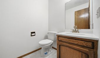 3 Debra Cir, Augusta, KS 67010