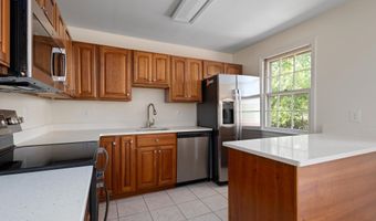 4300 ROBERTS Ave, Annandale, VA 22003