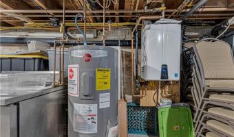 422 High St, Cumberland, RI 02864