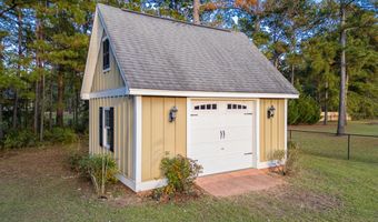 112 Loblolly Ln, Albany, GA 31721