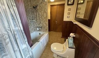 715 58th St, Altoona, PA 16601