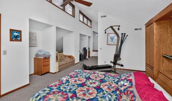4612 Dover Dr, Ames, IA 50014