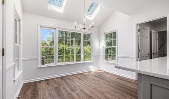 1802 Hedge Sparrow Ct NE, Roswell, GA 30075