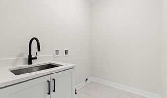 8541 Joseph St, Commerce Twp., MI 48382
