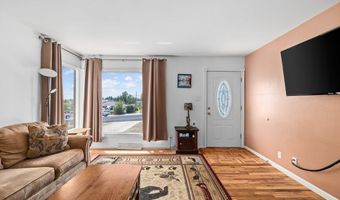 6535 EVERGREEN St, Cheyenne, WY 82009