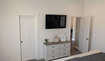 3842 Hidden Valley Dr, Ammon, ID 83406