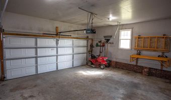 2023 Concord Dr, Camden, SC 29020