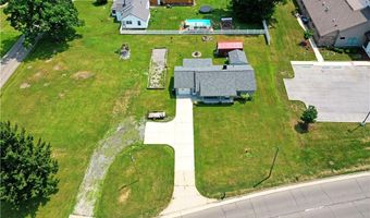 159 N Canfield Niles Rd, Austintown, OH 44515