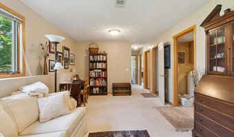4170 Riverview Dr, Alma, MI 48801