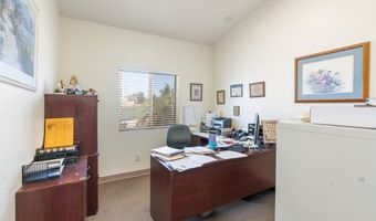 1900 Sunset Dr, Escondido, CA 92025