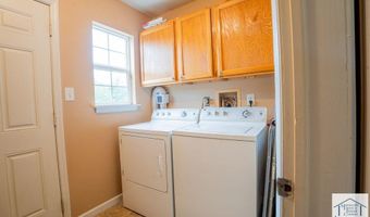 41 Boxwood Ln, Bassett, VA 24055