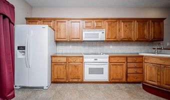 1221 NW 5th St, Abilene, KS 67410