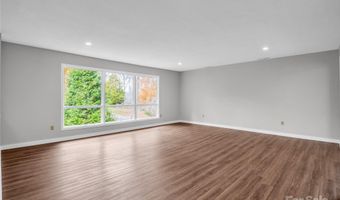 35 Fieldcrest Cir, Asheville, NC 28806