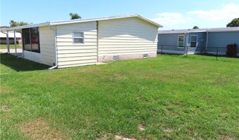910 Dogwood Dr, Barefoot Bay, FL 32976