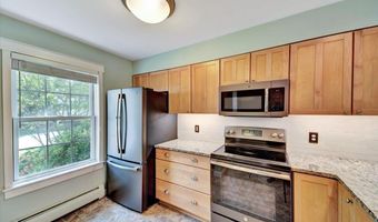 28 Mansfield Ln, Berlin, VT 05602