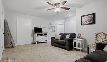 1812 Dawson Rd, Albany, GA 31707