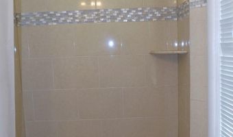 138 S ABINGDON St, Arlington, VA 22204