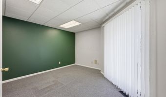 1287 Worthington Woods Blvd, Columbus, OH 43085