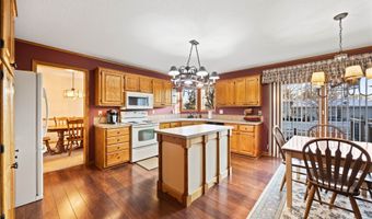 617 NW 10th St, Ankeny, IA 50023