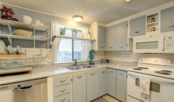 711 Amaryllis Dr, Barefoot Bay, FL 32976