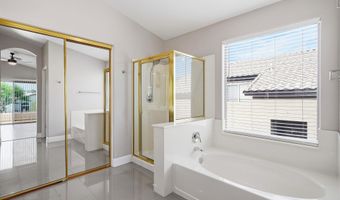 902 W AZALEA Pl, Chandler, AZ 85248