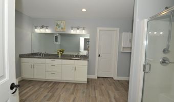 79 New Boston Rd, Bedford, NH 03110
