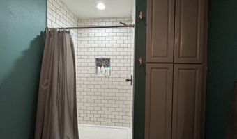 1009 SW 16th Ave, Aberdeen, SD 57401