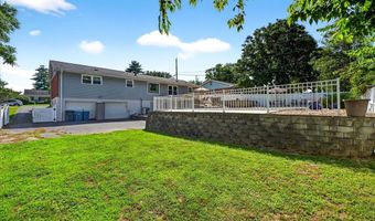 117 Windcliffe Dr, Ballwin, MO 63021