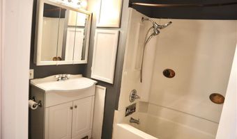 1310 W Kenwood Dr, Austin, IN 47102