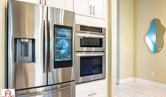 372 Foxboro Dr, Avon, IN 46123