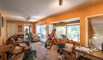 112 Green Ct NE, Albany, OR 97321