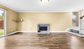 1172 Mancini St, Santa Rosa, CA 95407