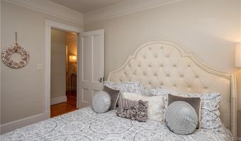 1 Pell St, Newport, RI 02840