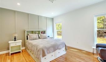 9 Cassidy Trl, Coventry, RI 02816