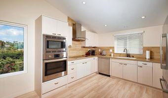 561 S Sierra Ave 34, Solana Beach, CA 92075
