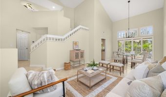 405 S Laureltree Dr, Anaheim, CA 92808