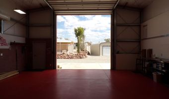 42526 La Posa Rd, Bouse, AZ 85325