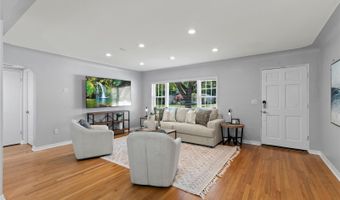 919 BOARDMAN St, Orlando, FL 32804