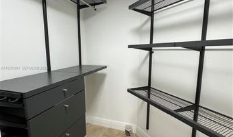 19900 E Country Club Dr 812, Aventura, FL 33180