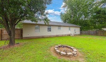 37 W Tracy St, Bells, TN 38006