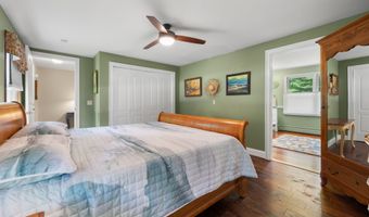 52 Thornridge Dr, Colchester, CT 06415
