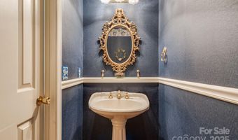 456 Mills Gap Rd, Arden, NC 28704