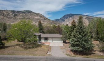 2305 Tresler Ave, Cody, WY 82414