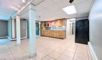 6409 Old Wood Rd, Ashtabula, OH 44004