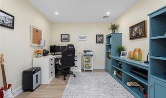 70 Tourjee Ln, North Kingstown, RI 02852